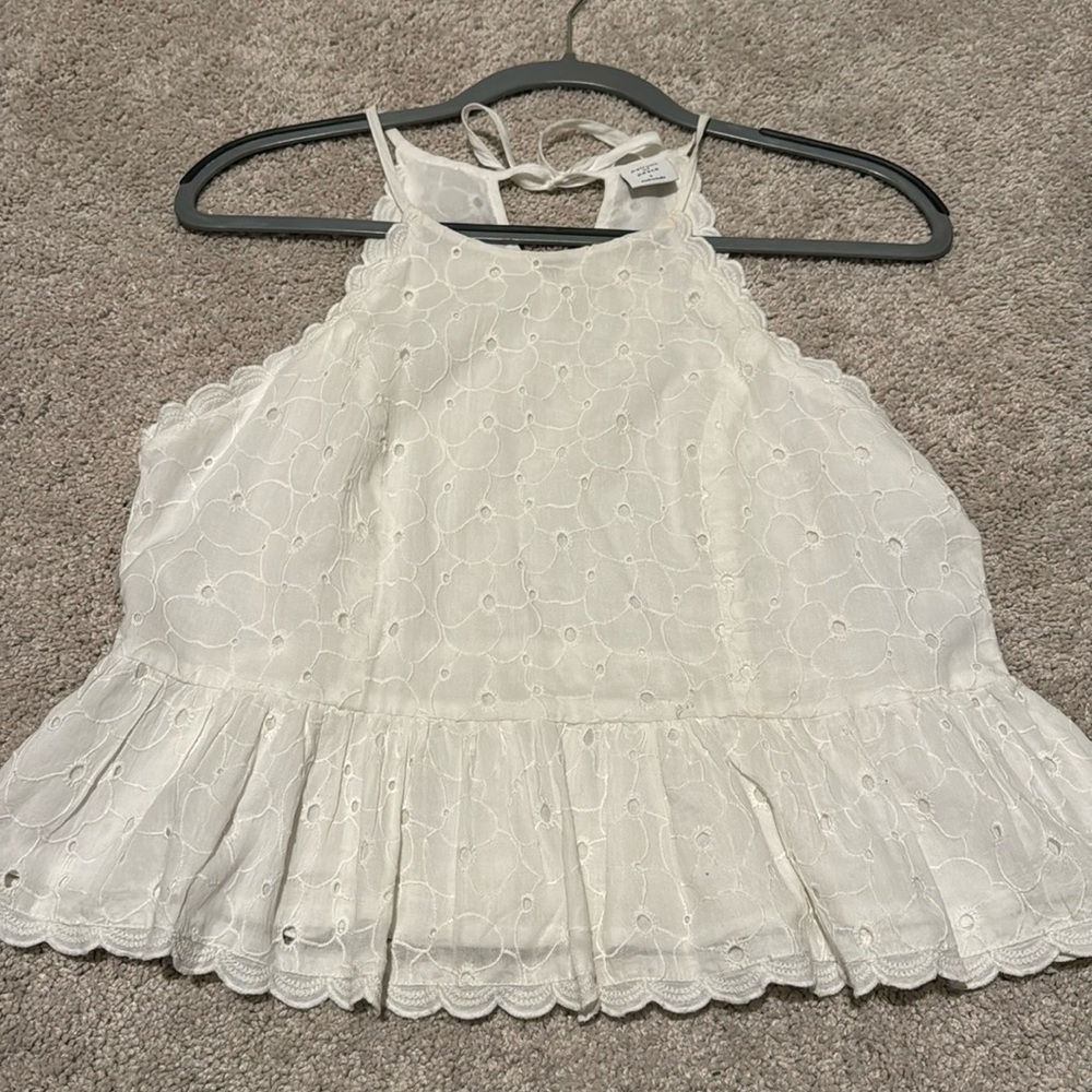 Eyelet top